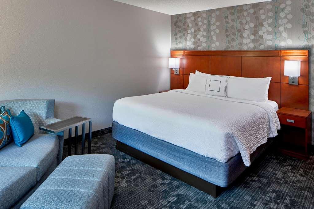 Sonesta Select Raleigh Durham Airport Morrisville Room photo